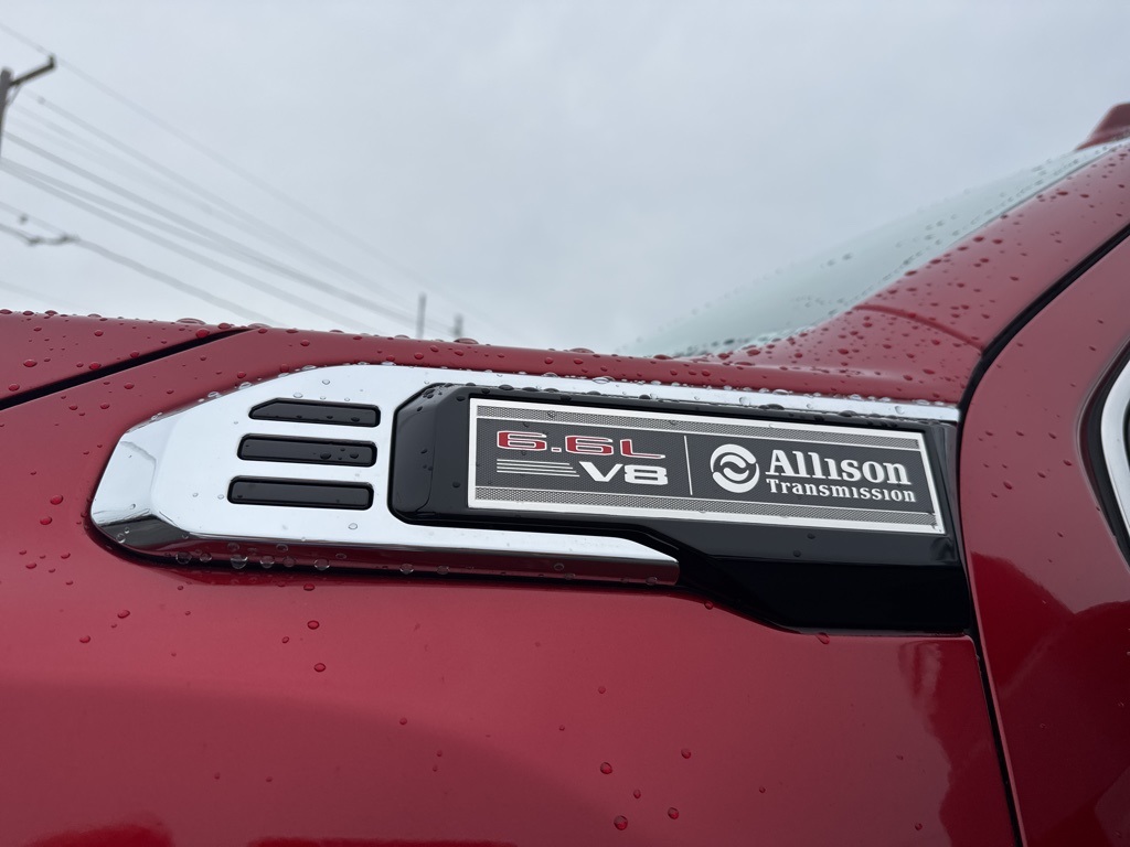 2024 GMC Sierra 2500HD Denali Image 38 of 45