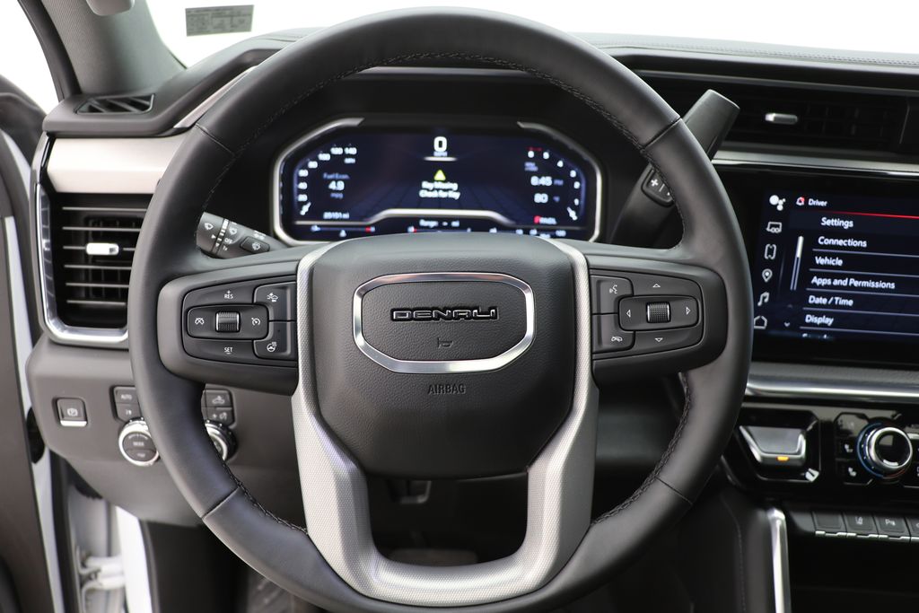 2024 GMC Sierra 2500HD Denali Image 24 of 38