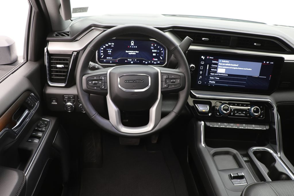 2024 GMC Sierra 2500HD Denali Image 19 of 38