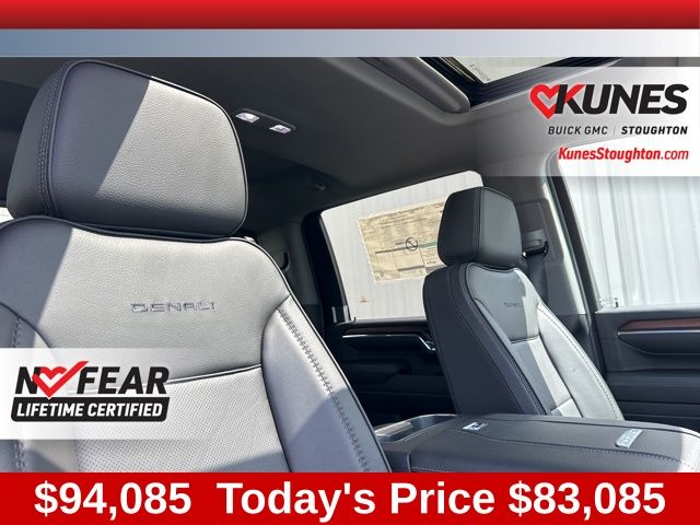 2024 GMC Sierra 2500HD Denali Image 37 of 55