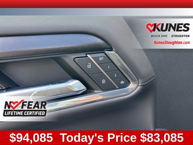 2024 GMC Sierra 2500HD Denali Image 38 of 55