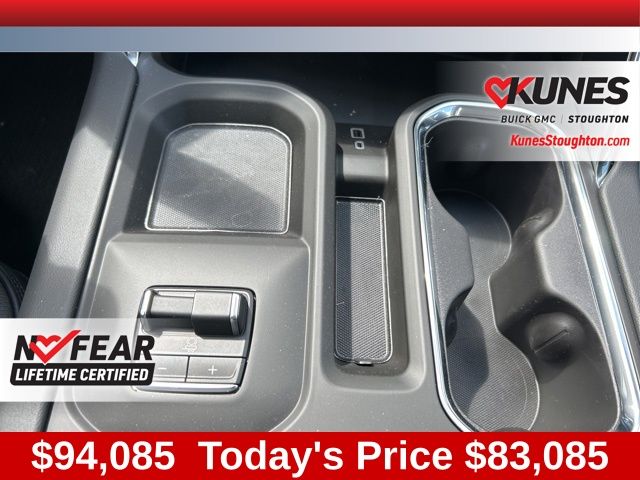 2024 GMC Sierra 2500HD Denali Image 34 of 55