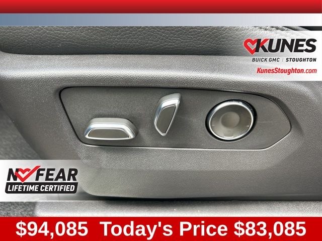 2024 GMC Sierra 2500HD Denali Image 41 of 55