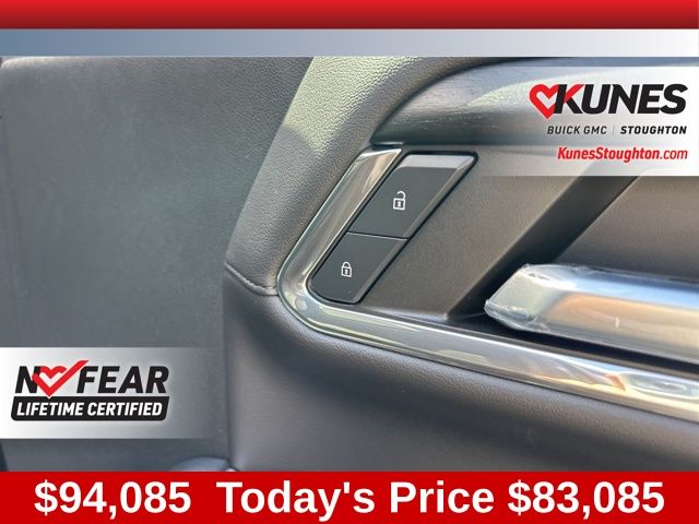 2024 GMC Sierra 2500HD Denali Image 43 of 55