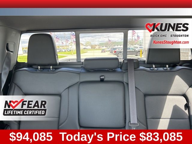 2024 GMC Sierra 2500HD Denali Image 52 of 55