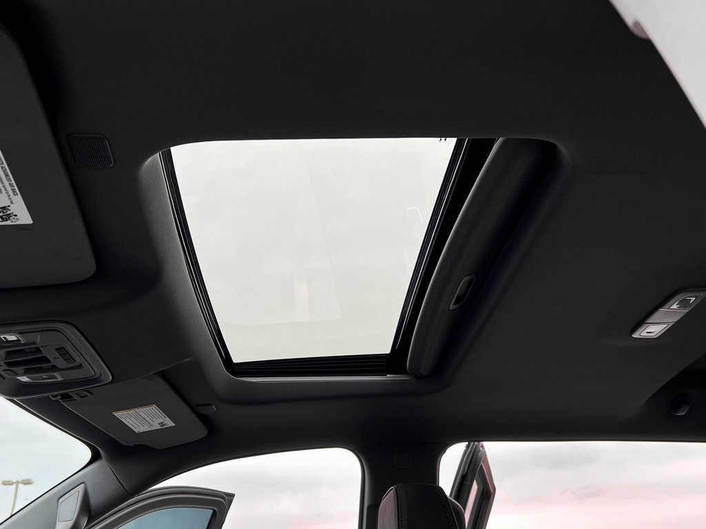 2024 GMC Sierra 2500HD Denali Image 16 of 29