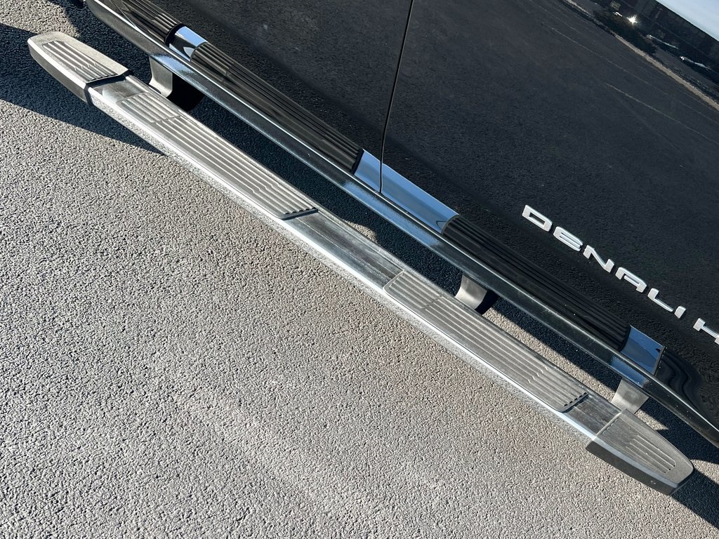 2024 GMC Sierra 2500HD Denali Image 28 of 29