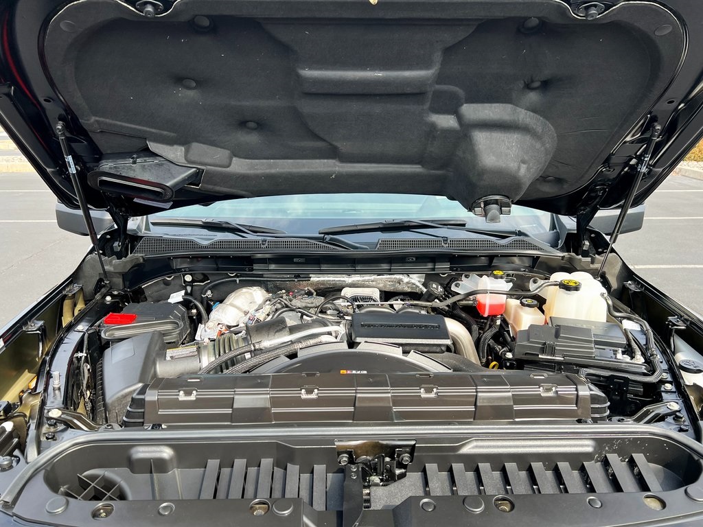 2024 GMC Sierra 2500HD Denali Image 7 of 29