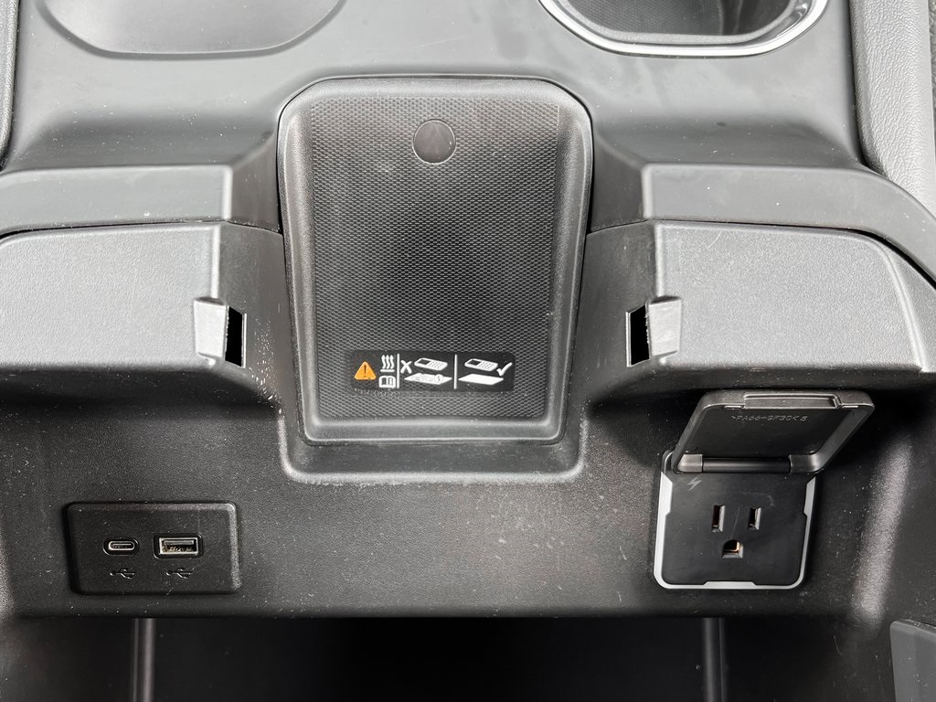 2024 GMC Sierra 2500HD Denali Image 24 of 29