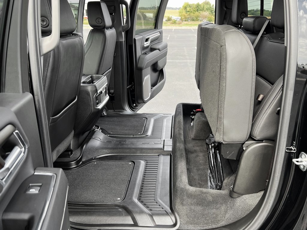 2024 GMC Sierra 2500HD Denali Image 14 of 29