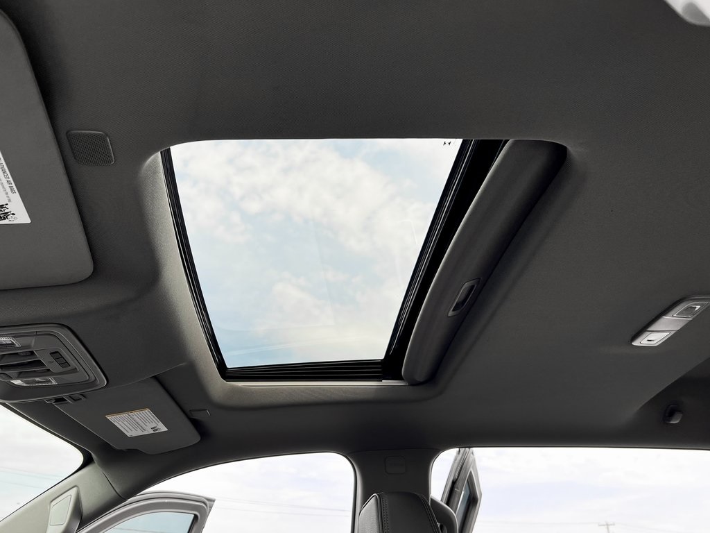 2024 GMC Sierra 2500HD Denali Image 17 of 29