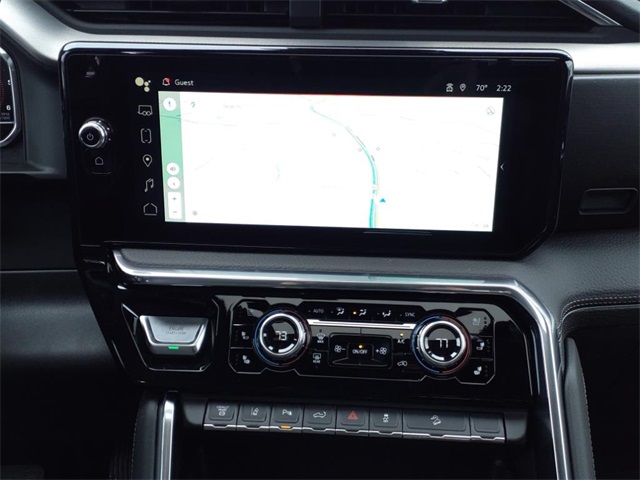 Vehicle image 16 of 19