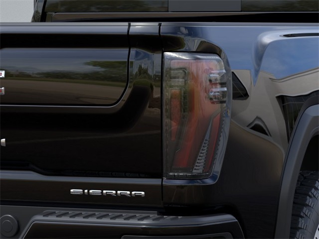 Vehicle image 11 of 24