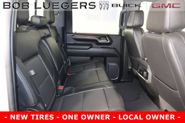 2024 GMC Sierra 2500HD Denali Image 9 of 35