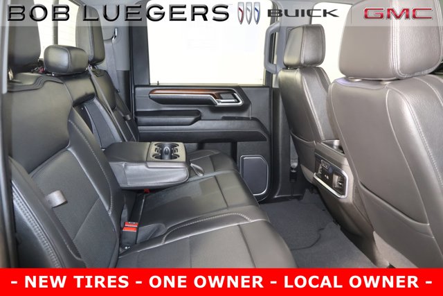 2024 GMC Sierra 2500HD Denali Image 10 of 35