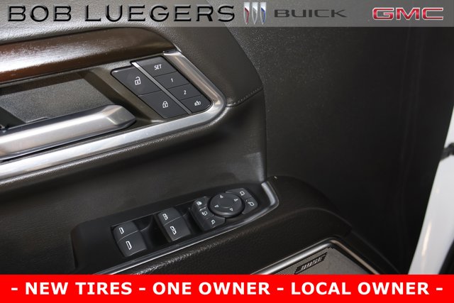 2024 GMC Sierra 2500HD Denali Image 26 of 35