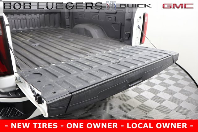 2024 GMC Sierra 2500HD Denali Image 7 of 35