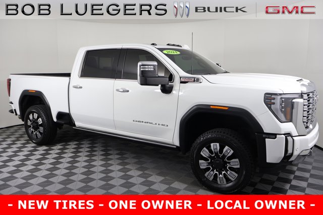 2024 GMC Sierra 2500HD Denali Image 1 of 35