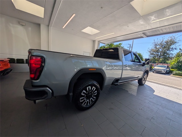 2024 GMC Sierra 2500HD Denali Ultimate Image 5 of 36