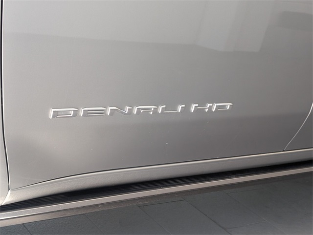 2024 GMC Sierra 2500HD Denali Ultimate Image 20 of 36
