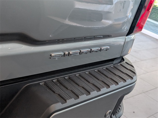 2024 GMC Sierra 2500HD Denali Ultimate Image 10 of 36