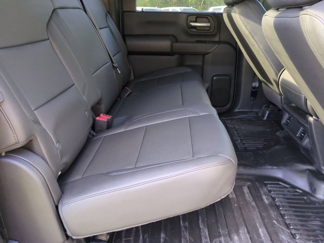 2024 GMC Sierra 2500HD Pro Image 13 of 33