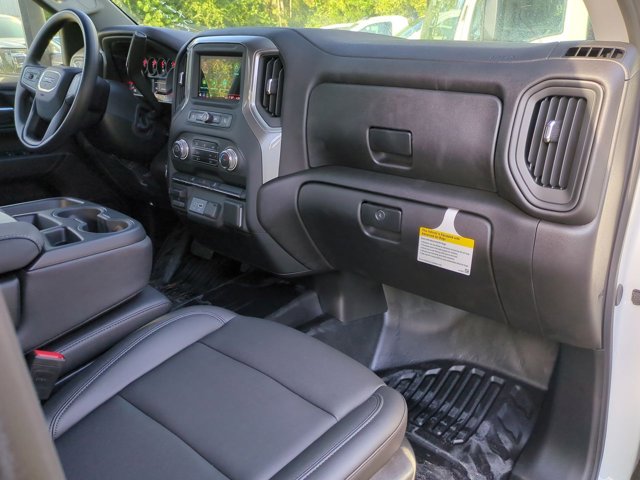 2024 GMC Sierra 2500HD Pro Image 24 of 33