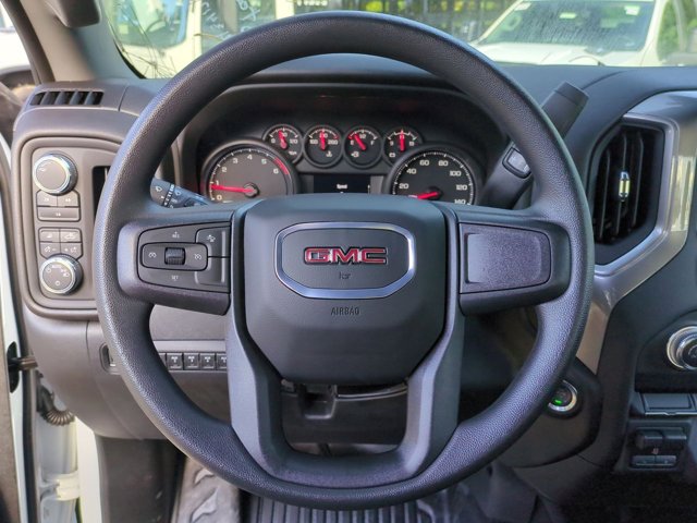 2024 GMC Sierra 2500HD Pro Image 26 of 33