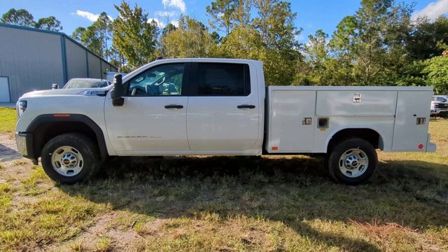 2024 GMC Sierra 2500HD Pro Image 9 of 33