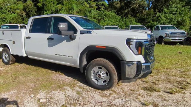 2024 GMC Sierra 2500HD Pro Image 4 of 33