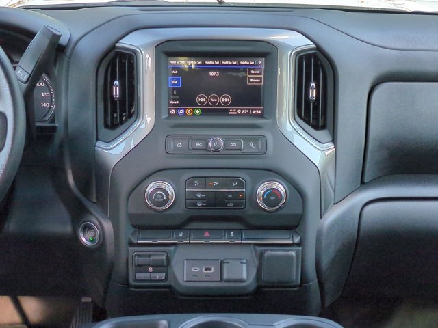 2024 GMC Sierra 2500HD Pro Image 20 of 33