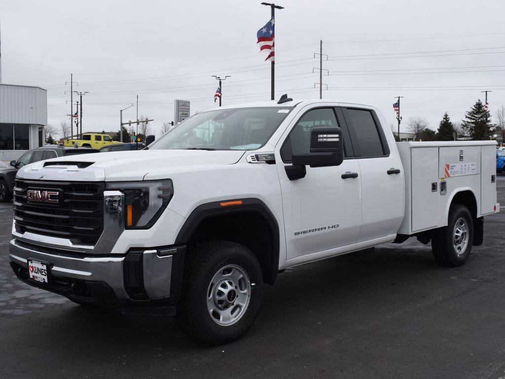 2024 GMC Sierra 2500HD Pro Image 1 of 24