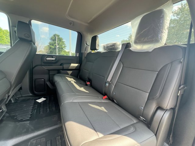 Vehicle image 16 of 24