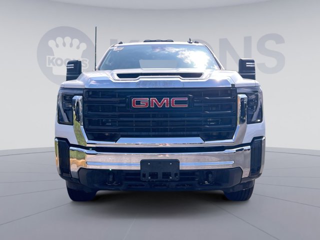 Vehicle image 2 of 24