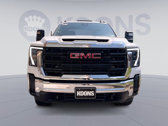 Vehicle image 2 of 16