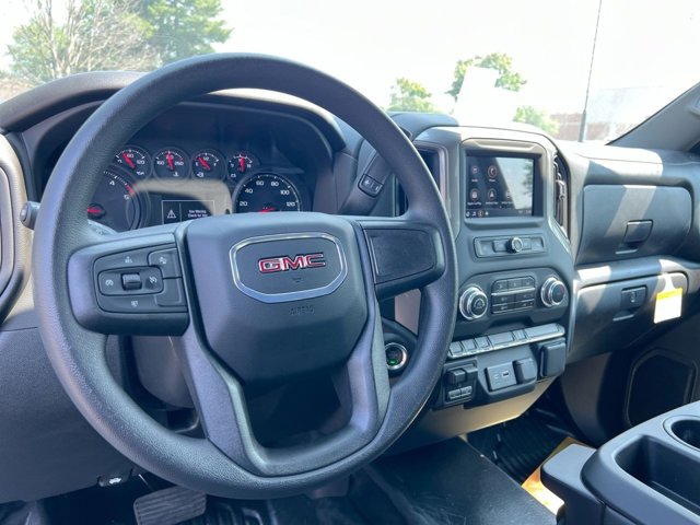 Vehicle image 13 of 16