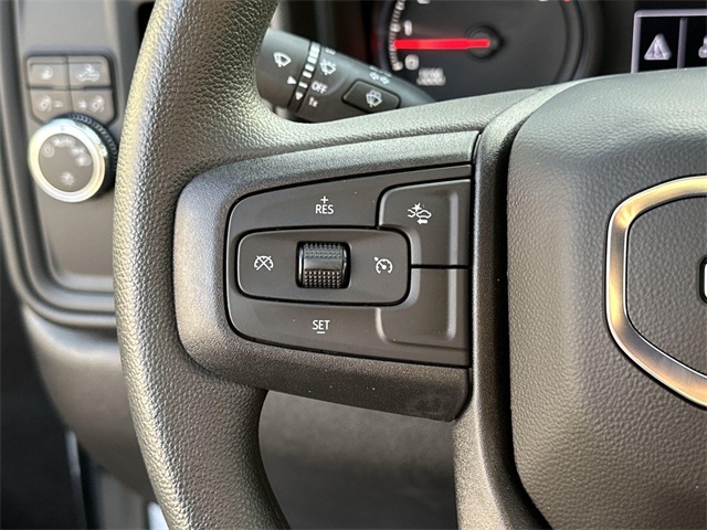 Vehicle image 9 of 27