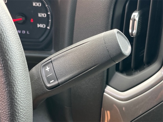 Vehicle image 26 of 30