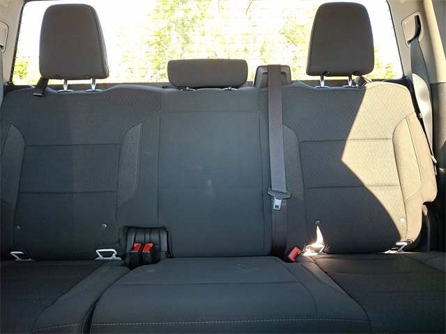 2024 GMC Sierra 2500HD Pro Image 18 of 38