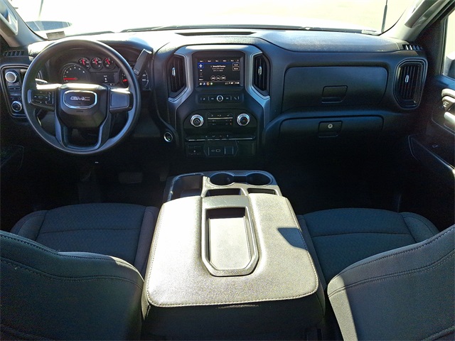 2024 GMC Sierra 2500HD Pro Image 21 of 38