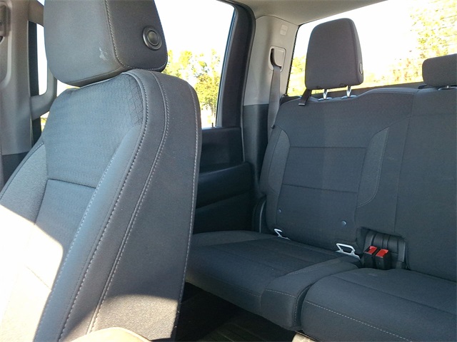 2024 GMC Sierra 2500HD Pro Image 12 of 38