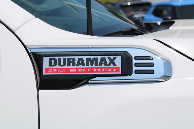 Vehicle image 12 of 34
