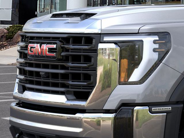 Vehicle image 13 of 24