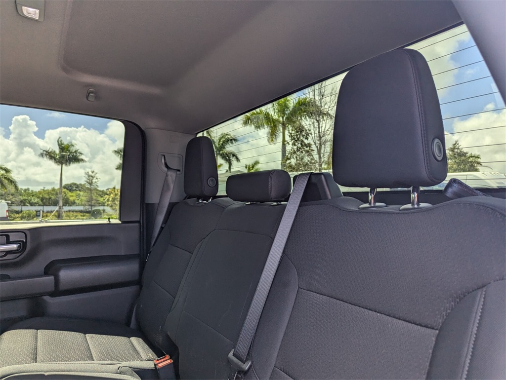 2024 GMC Sierra 2500HD Pro Image 12 of 29