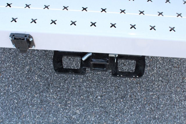 Vehicle image 14 of 34