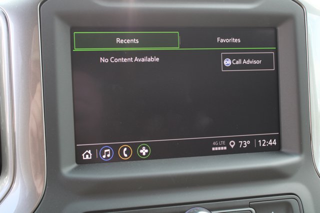 Vehicle image 28 of 34