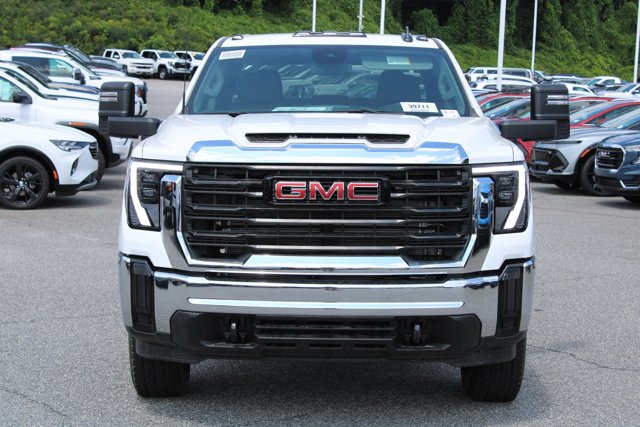 Vehicle image 3 of 34