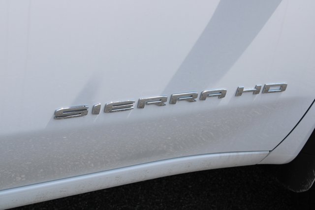 Vehicle image 13 of 34