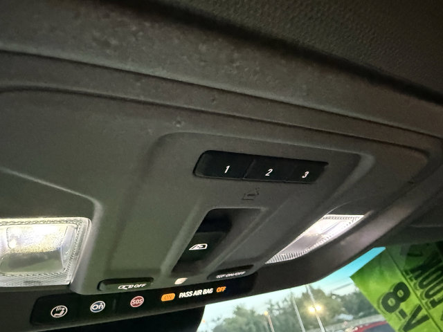 2024 GMC Sierra 2500HD SLT Image 15 of 20