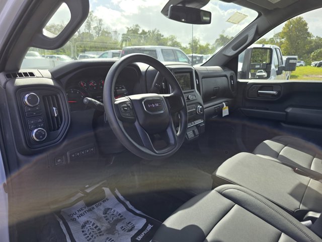 2024 GMC Sierra 3500HD Pro Image 13 of 15